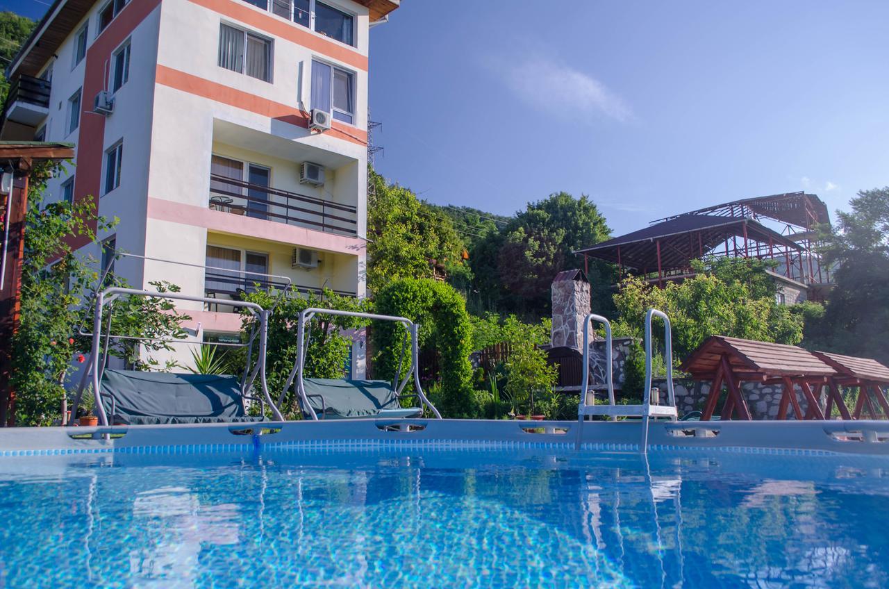 Casa Ana Serena Ieşelniţa Exteriér fotografie